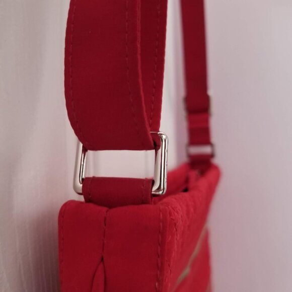 Vera Bradley Solid Red Quilted Cross Body Bag / Trending Color for Holidays! - Picture 8 of 9